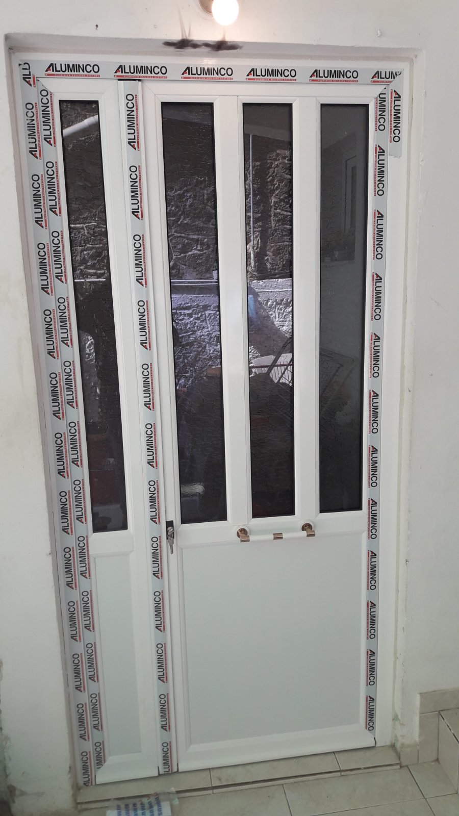 Αλουμίνια Αιτωλικό | Καραγιάννης | Πόρτα ασφαλείας(6)